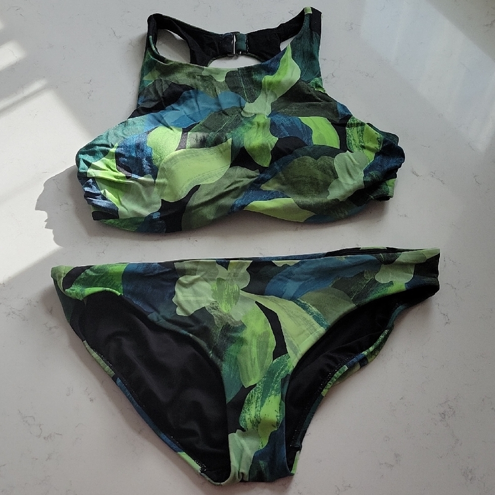 Athleta Green and Black Bikini Set